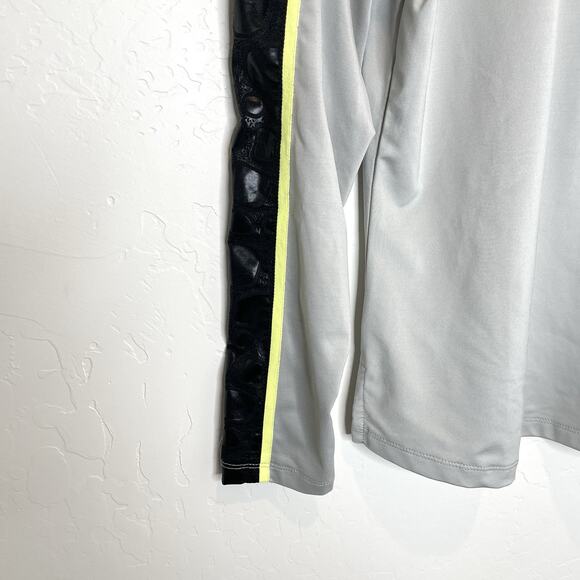 Jamie Saddock Partial Zip Long Sleeve Top Womens Small Asymmetrical Gray Black - Picture 2 of 5